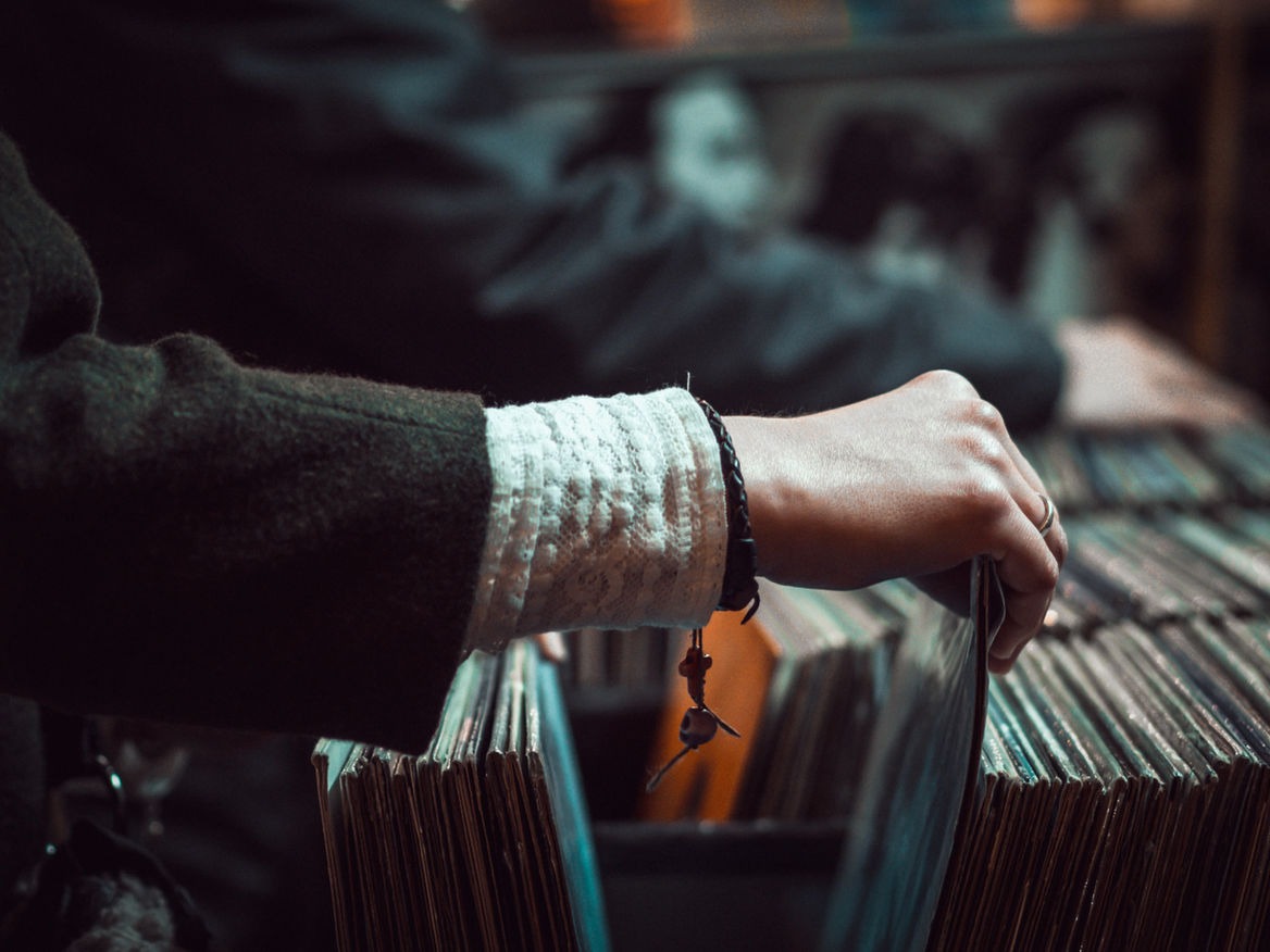 USPTO new trademark application process, featuring TMBTQ Law, highlighting website services for trademark assistance.